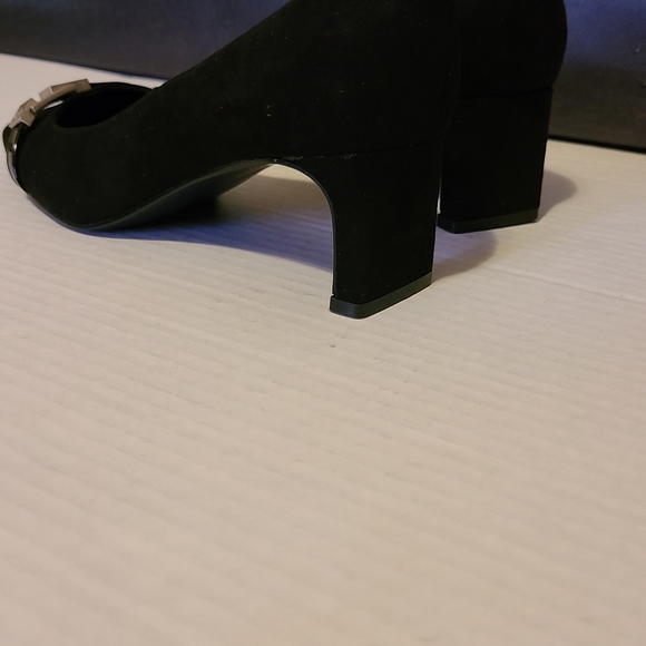 Calvin Klein Shoes - Picture 5 of 9